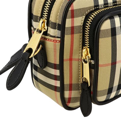 copertina burberry|burberry camera handbags.